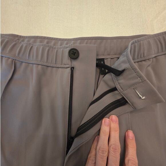 NWT Theory Men's Curtis Drawstring Precision Ponte Pants SZ 34 Grey Workwear - Picture 4 of 9